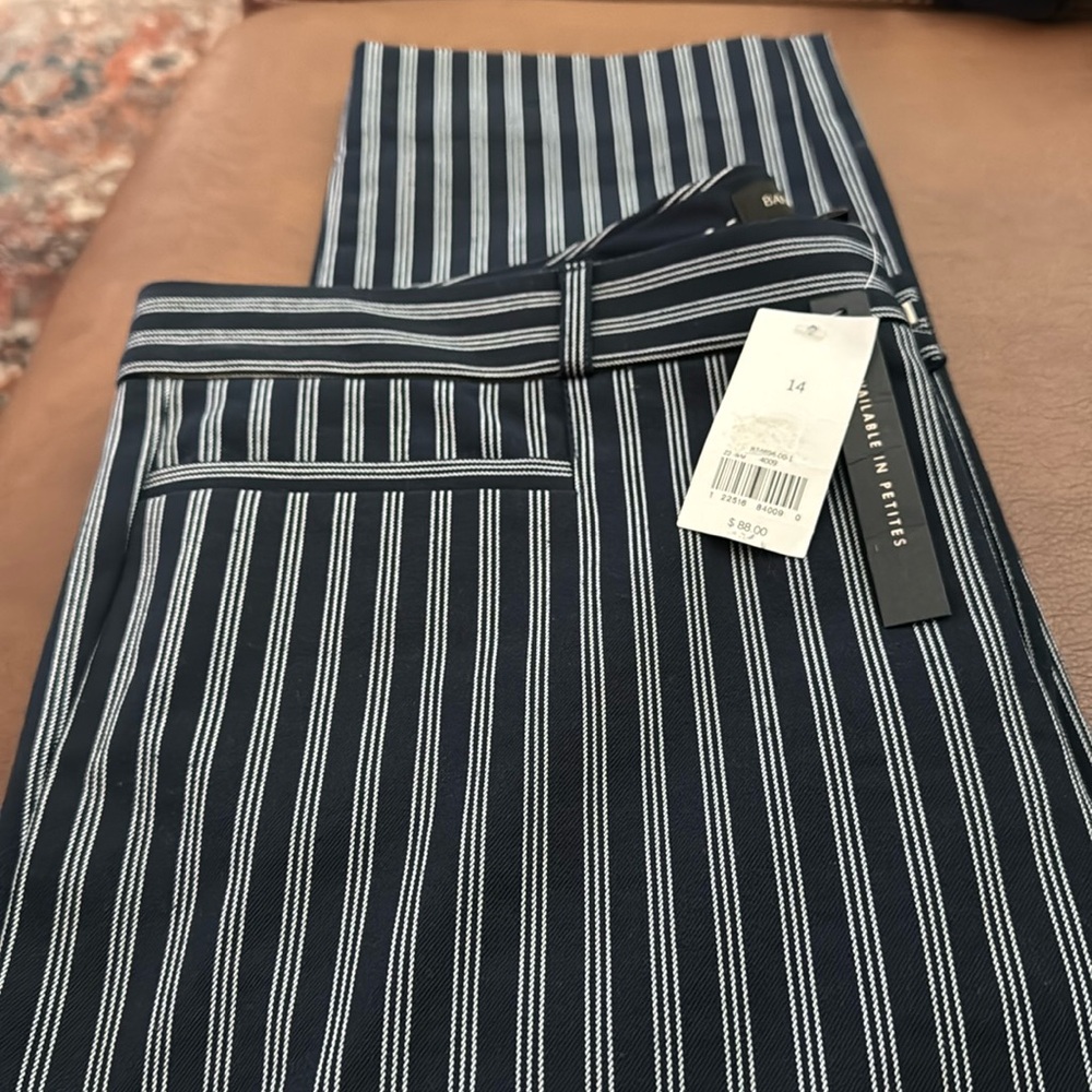 Banana republic new crop pant.